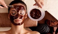 Try Coffee Powder in your daily beauty routine 